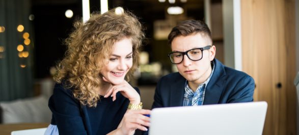 9 Work Mistakes That Can Make Someone Seem Unprofessional