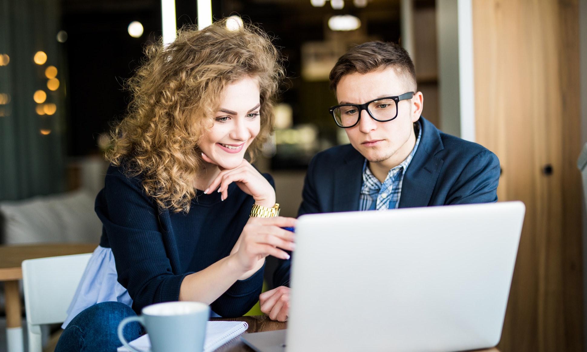9 Work Mistakes That Can Make Someone Seem Unprofessional