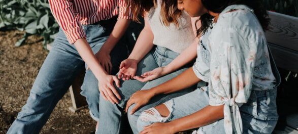 How to Help a Friend Who’s Struggling With Self-Doubt